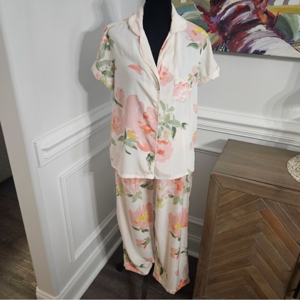 Anthropologie Plum Pretty Sugar Siren Song Floral Pajama Set Medium Short Sleeve
